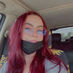 Meet your Posher, Kylie hebert